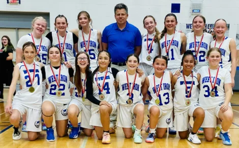 Middle school hoops champs